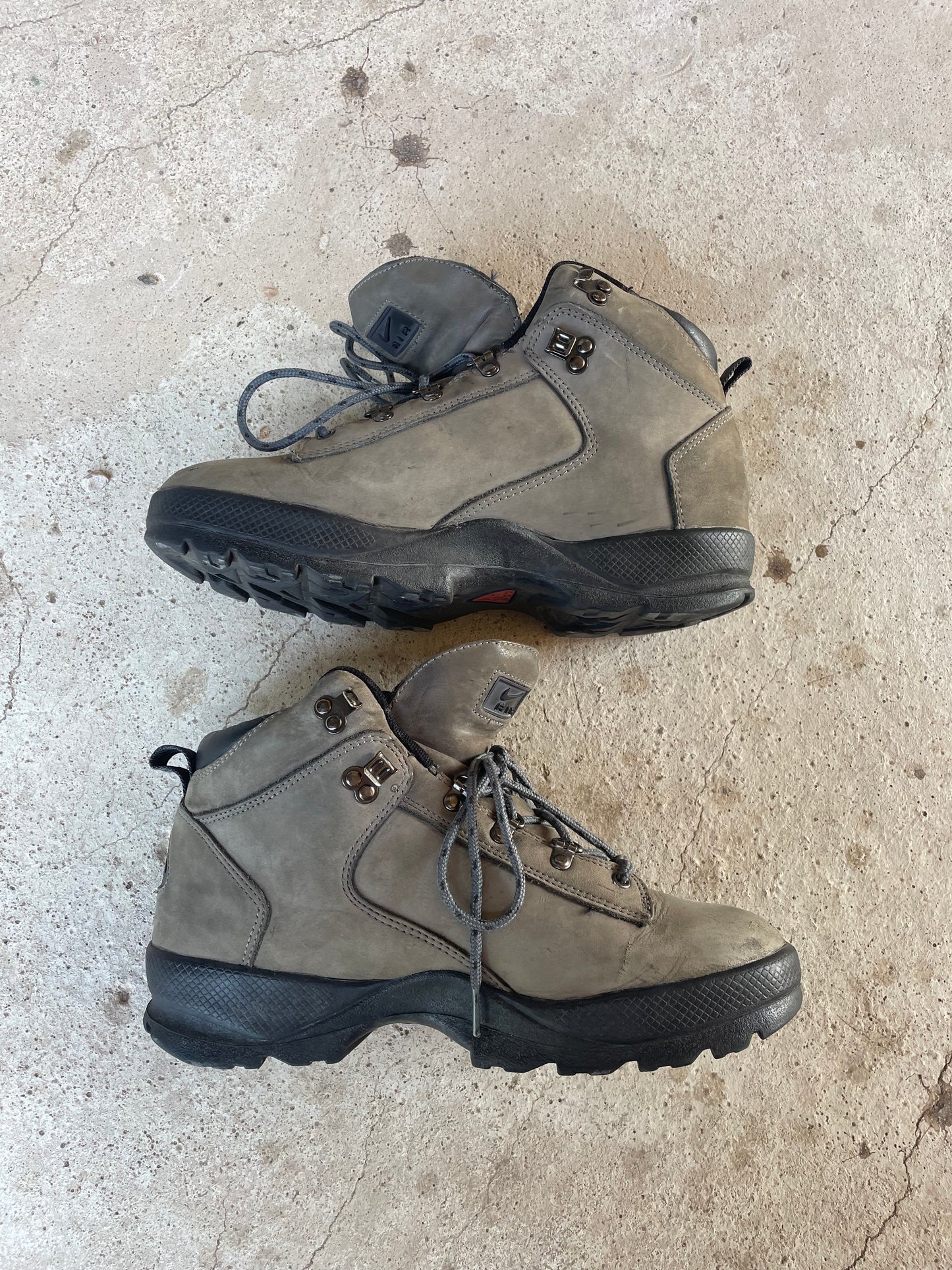 Vintage Nike ACG Boots